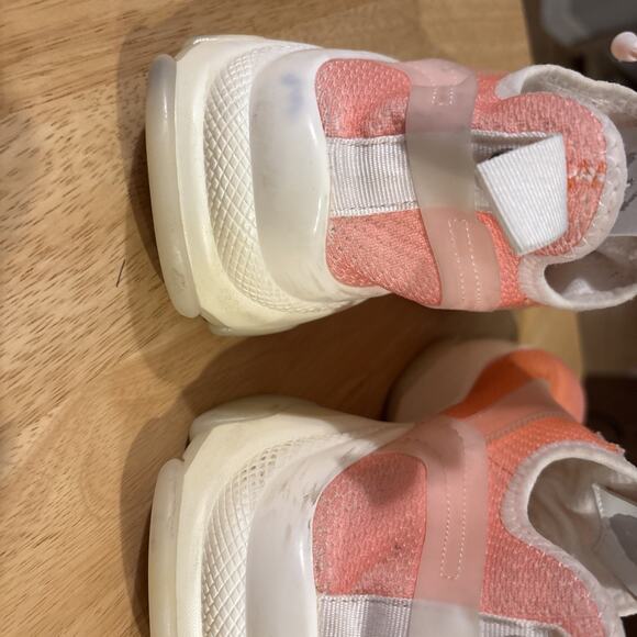 Steve Madden Myles Knit Sneakers Wns Sz 8 M Pink To Orange Color - Picture 8 of 9